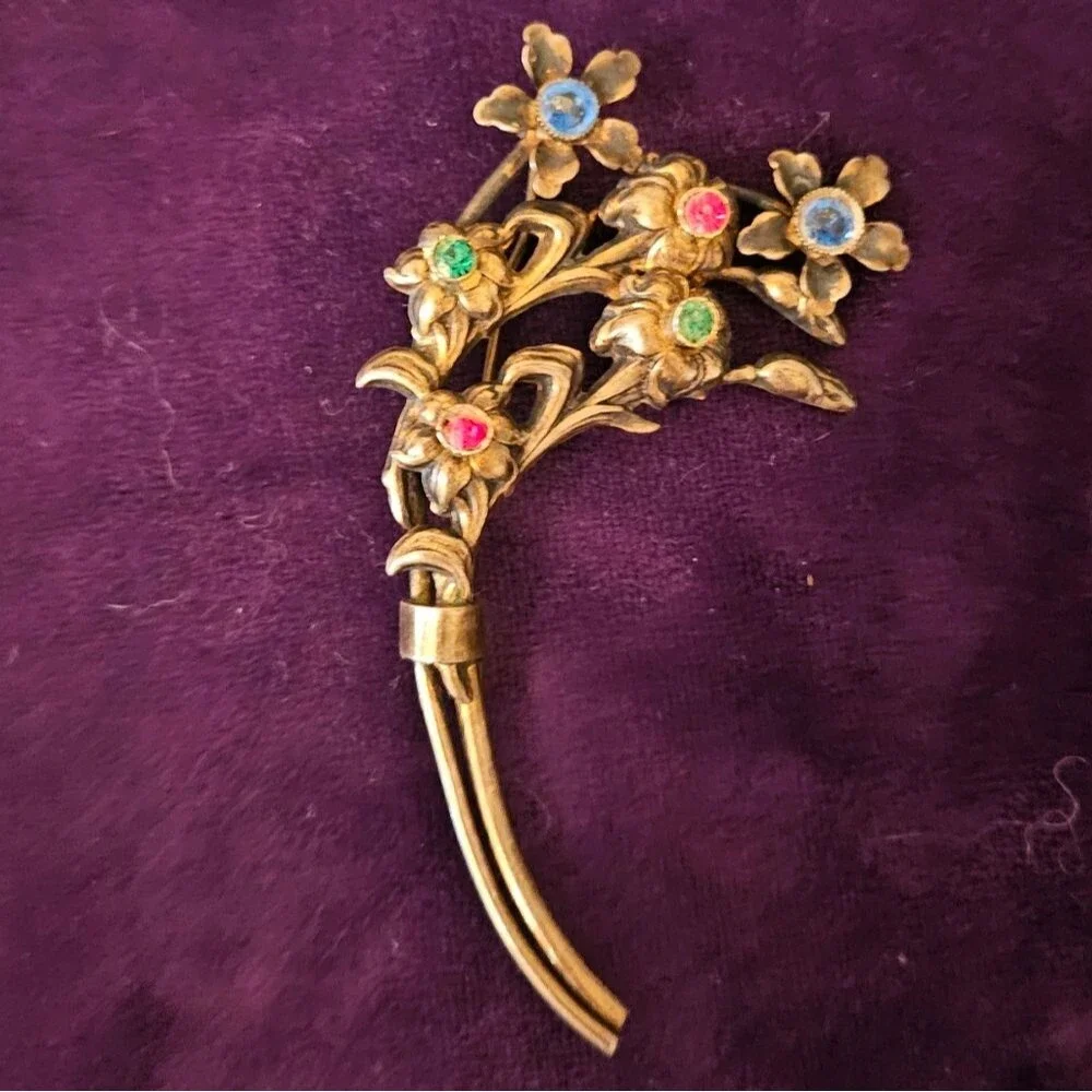 Vintage gold tone Floral Brooch Pin with Colorful Gems